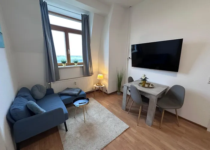 Hafenkante - Monteur- & Gratis Wlan Mit Parkplatz