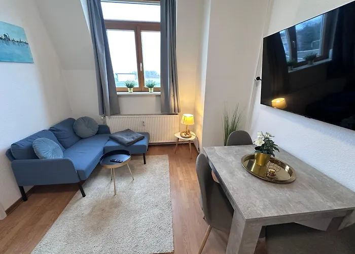 Hafenkante - Monteur- & Gratis Wlan Mit Parkplatz Appartement Rostock