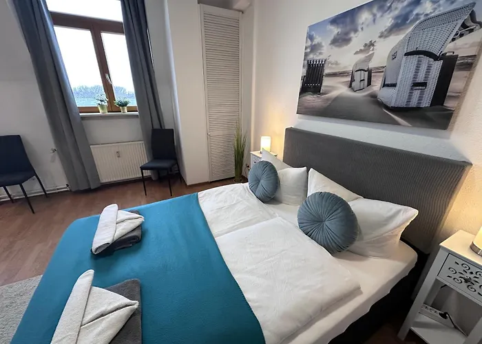 Hafenkante - Monteur- & Gratis Wlan Mit Parkplatz Rostock